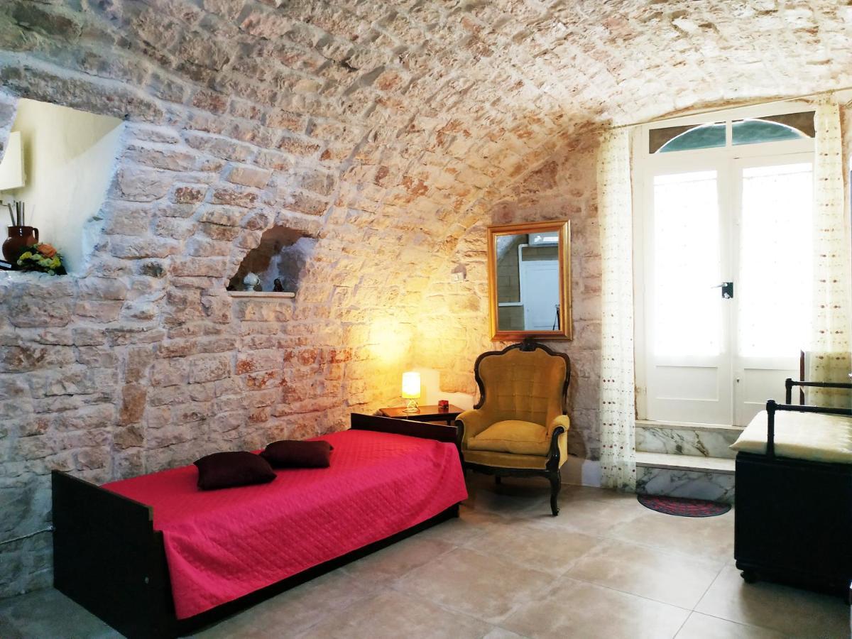 Fascino Antico Villa Конверсано Екстериор снимка