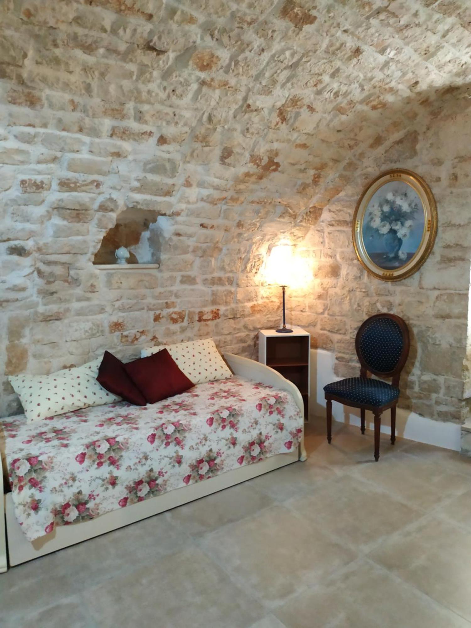 Fascino Antico Villa Конверсано Екстериор снимка